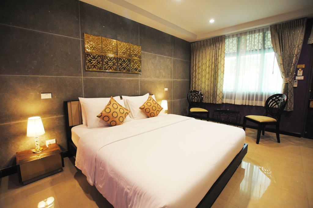 Focal Local Bed & Breakfast Bed & Breakfast Bangkok Exterior photo